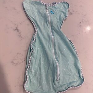 Love to Dream swaddle- swaddle up lite